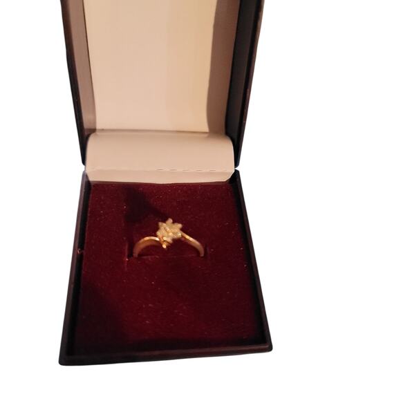 14kt Yellow Gold Women's Ring Diamond Cluster 7 Full Cut Diamonds - Picture 6 of 6